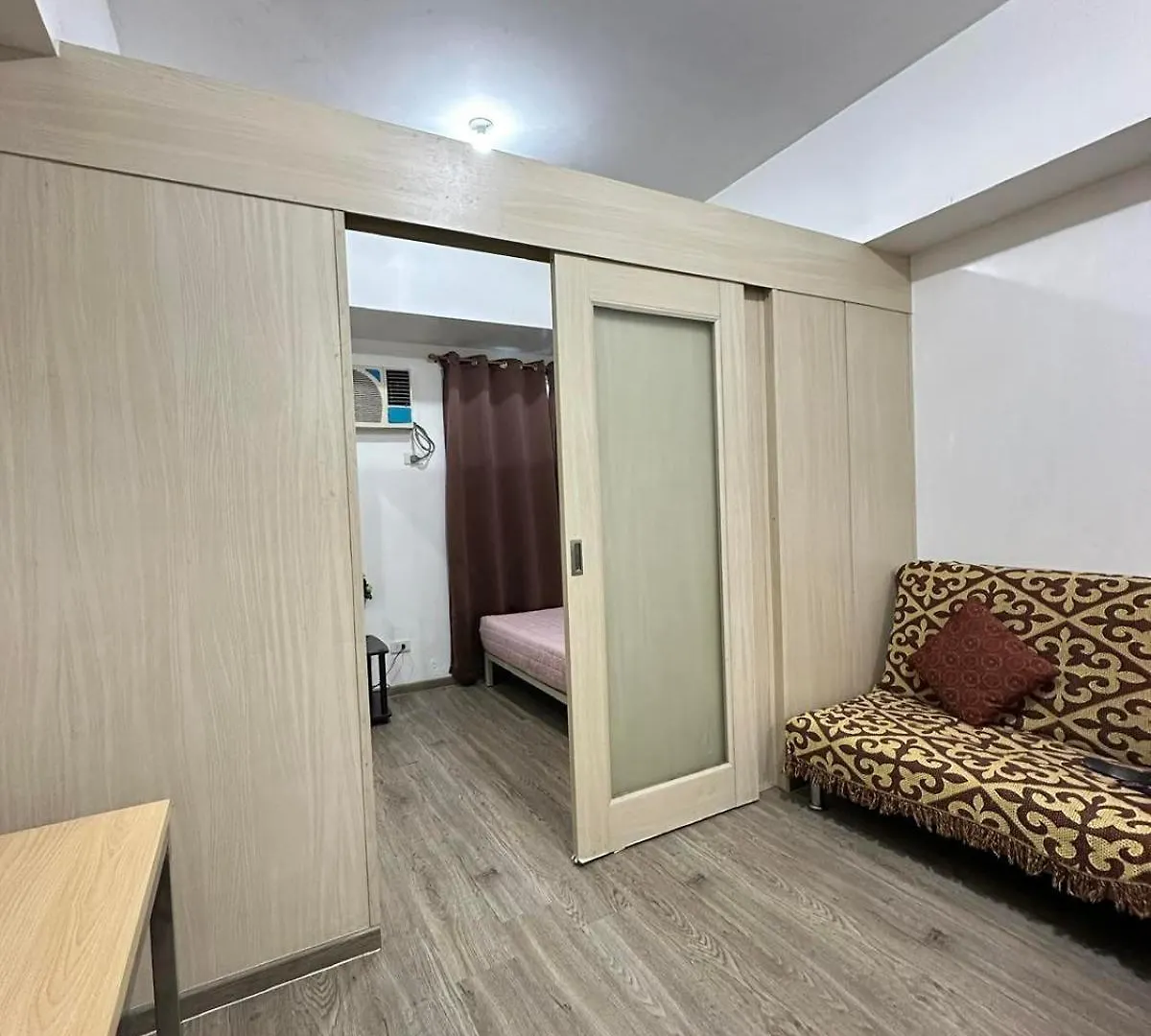 Light Residences Condominium 1 Manila 0*,  Philippinen